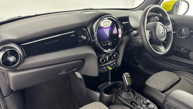 MINI Hatchback 135kW Cooper S Level 2 33kWh 3dr Auto Electric Hatchback